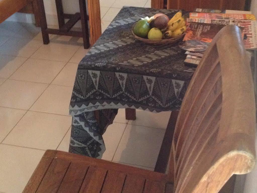 Oyo 90532 Verra Guest House Seminyak Eksteriør bilde