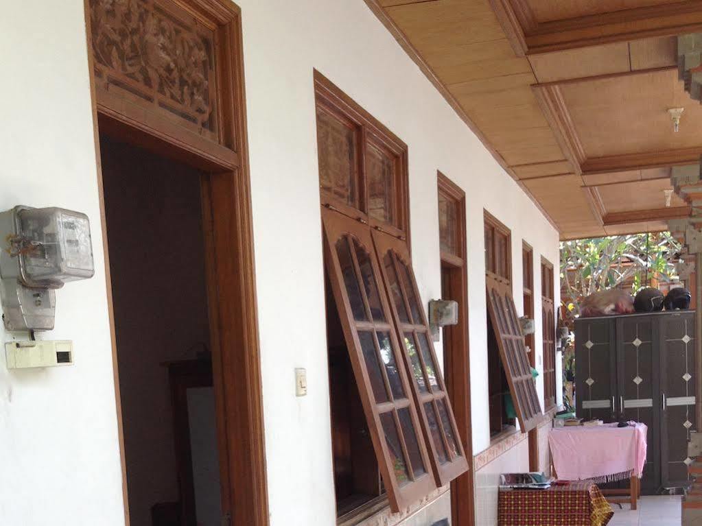 Oyo 90532 Verra Guest House Seminyak Eksteriør bilde
